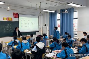 阿斯报头版：阿方索向拜仁索要1500万欧年薪，有兴趣加盟皇马